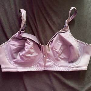 playtex light purple lavender comfy silky bra size 42C